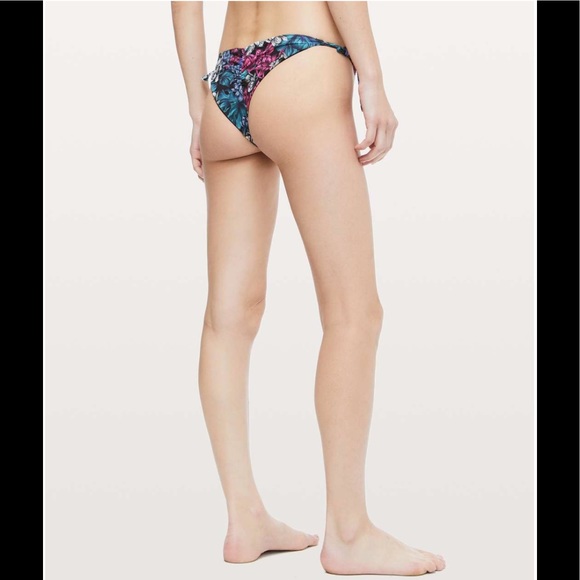 Lululemon Sun Soaker Bikini Bottom